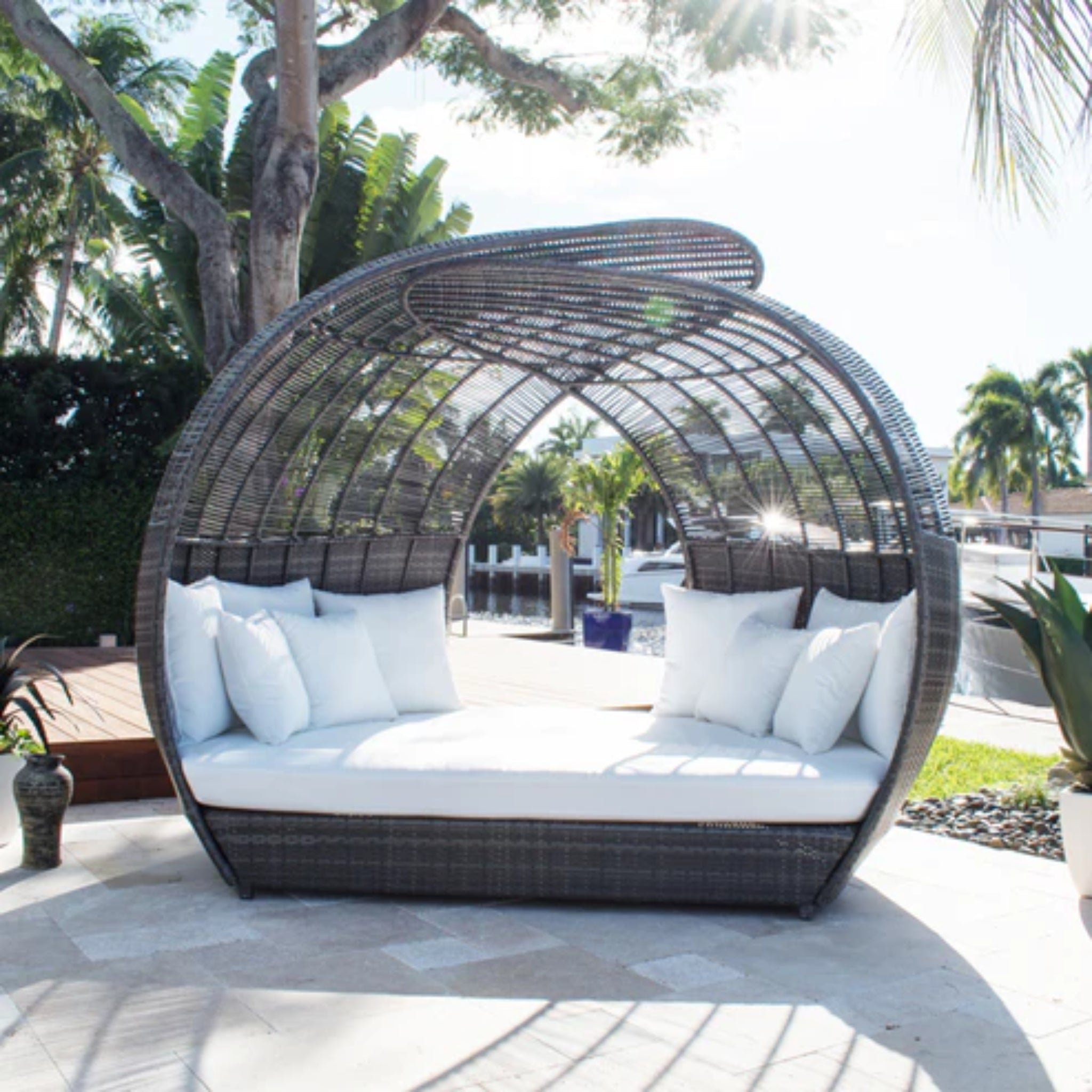 Panama Jack Banyan Outdoor Daybed